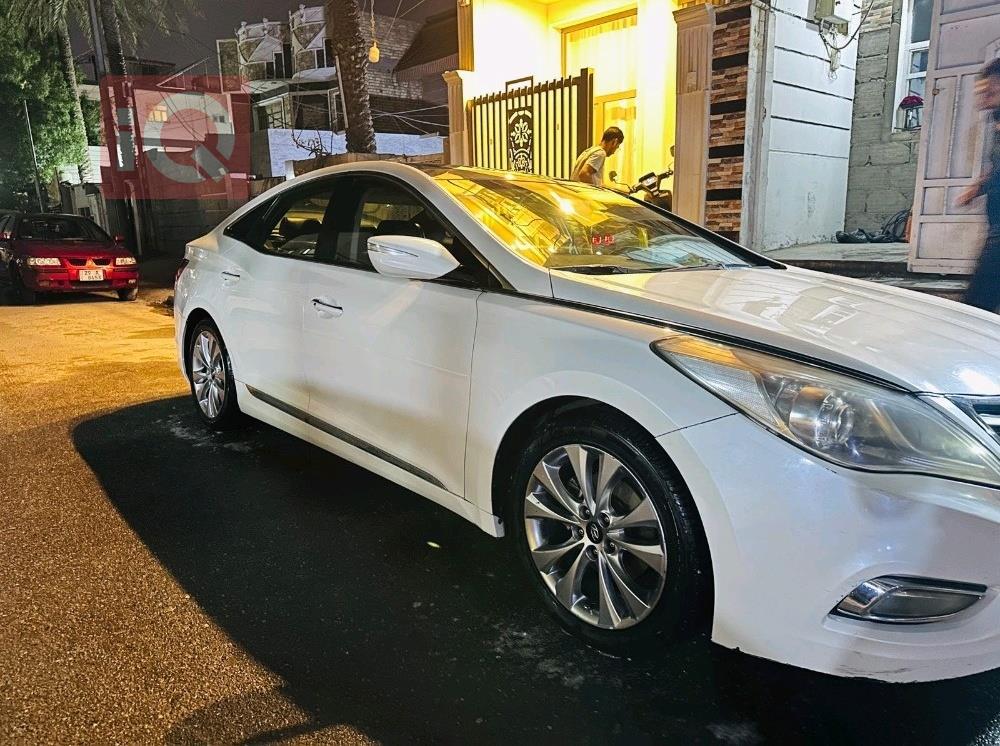 هیۆندای ازێرا